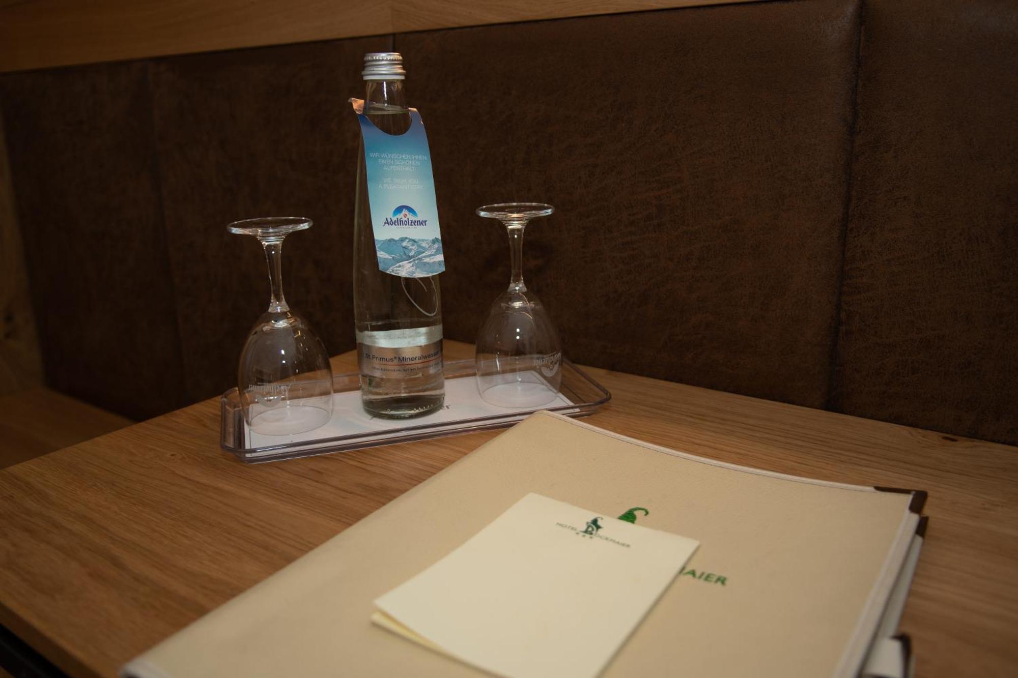 Hotel Bockmaier Oberpframmern Ngoại thất bức ảnh