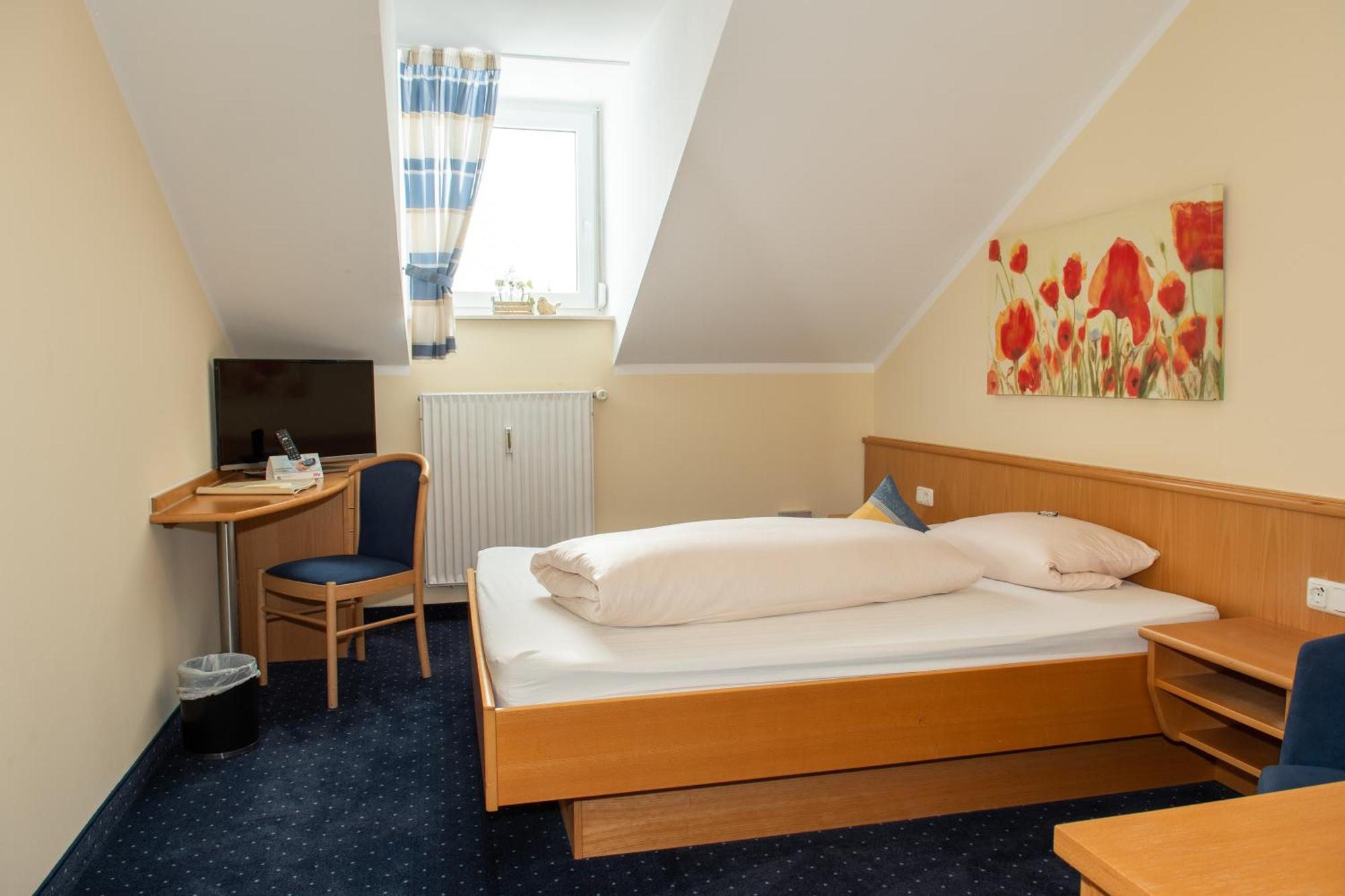 Hotel Bockmaier Oberpframmern Ngoại thất bức ảnh
