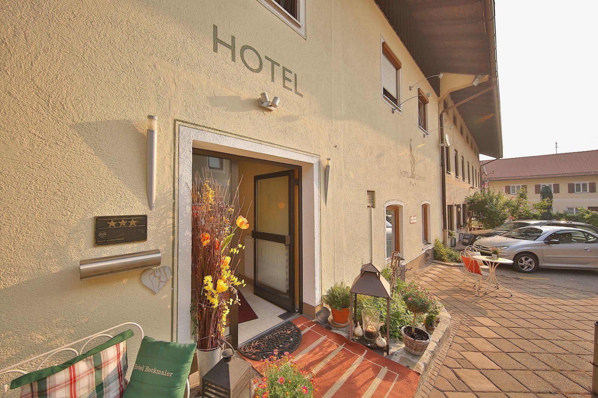 Hotel Bockmaier Oberpframmern Ngoại thất bức ảnh
